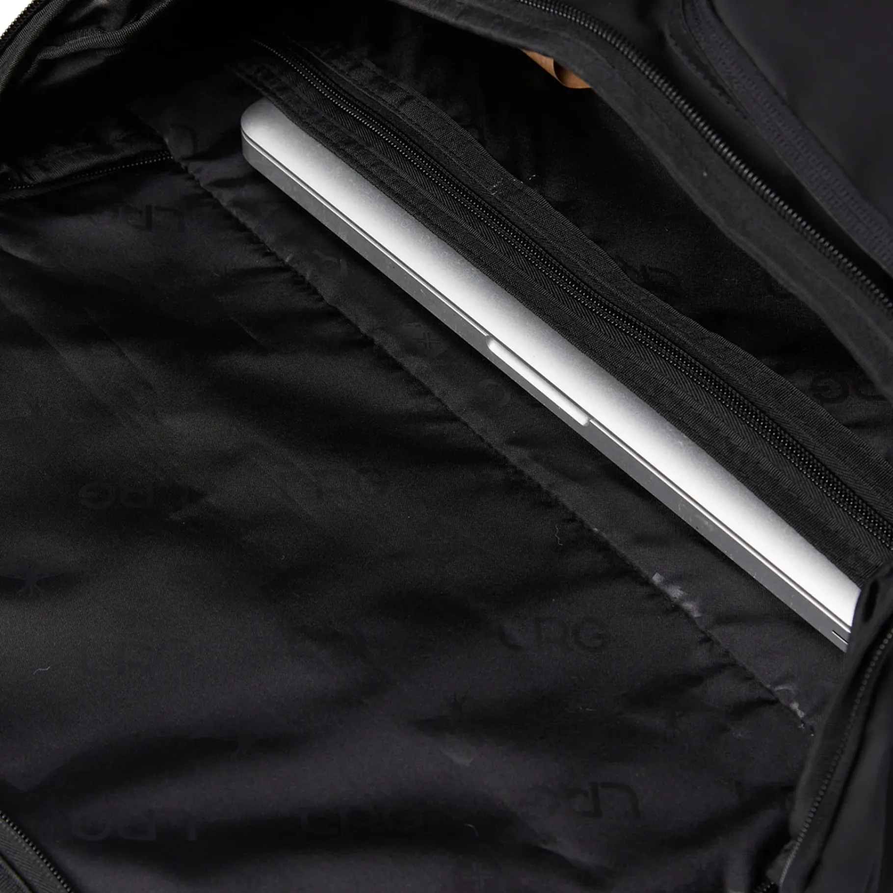 Bags>LRG Showcase Utility Messenger Black